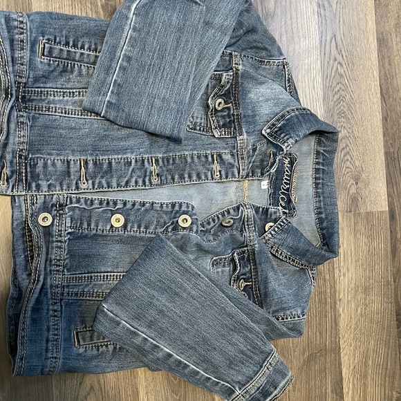 Jean jacket - Picture 3 of 4